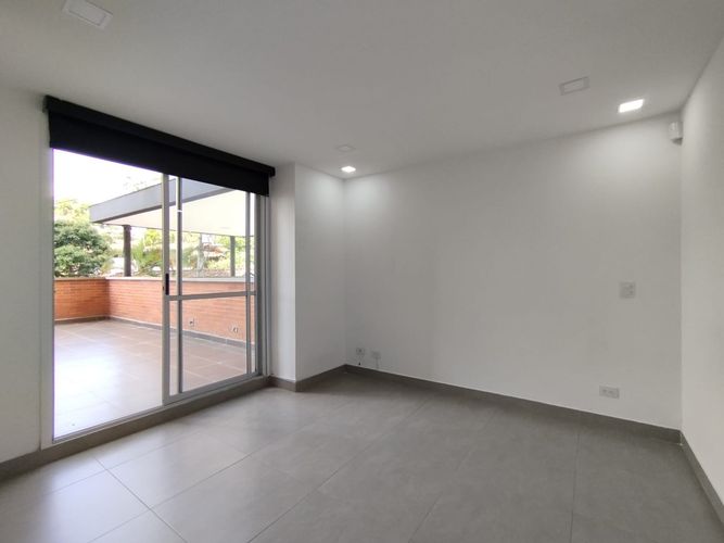 Apartamento de 2 alcobas en arriendo en Loma Del Esmeraldal, Envigado, 119 m² · foto 13 de 16