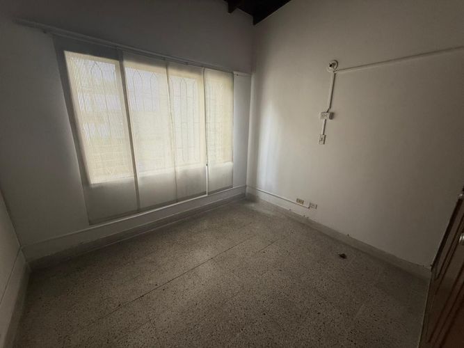 Oficina en arriendo en Conquistadores, Medellín, 220 m² · foto 6 de 24