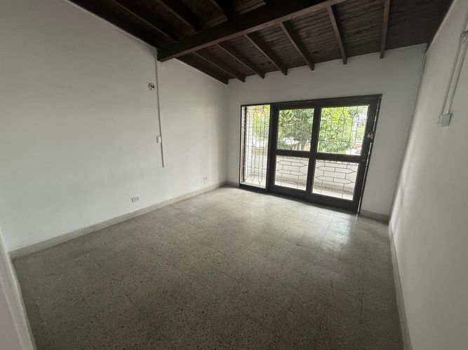 Oficina en arriendo en Conquistadores, Medellín, 220 m² · foto 10 de 24