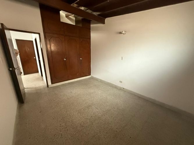 Oficina en arriendo en Conquistadores, Medellín, 220 m² · foto 5 de 24