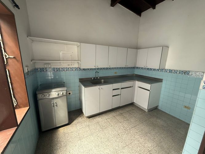 Oficina en arriendo en Conquistadores, Medellín, 220 m² · foto 14 de 24