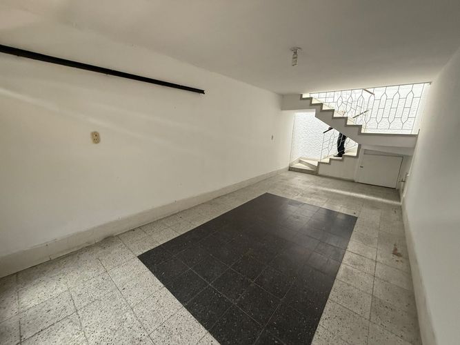 Oficina en arriendo en Conquistadores, Medellín, 220 m² · foto 23 de 24