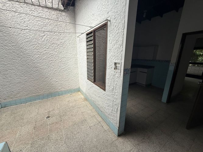 Oficina en arriendo en Conquistadores, Medellín, 220 m² · foto 18 de 24