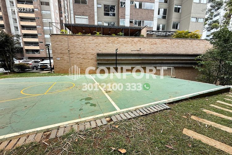 Apartamento de 3 alcobas en arriendo en La Calera, Medellín, 125 m² · foto 20 de 21