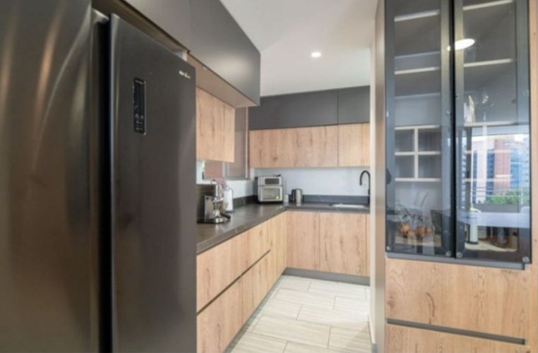 Apartamento de 2 alcobas en arriendo en El Tesoro, Medellín, 150 m² · foto 7 de 20