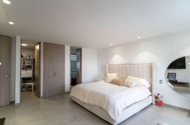 Apartamento de 2 alcobas en arriendo en El Tesoro, Medellín, 150 m² · foto 8 de 20