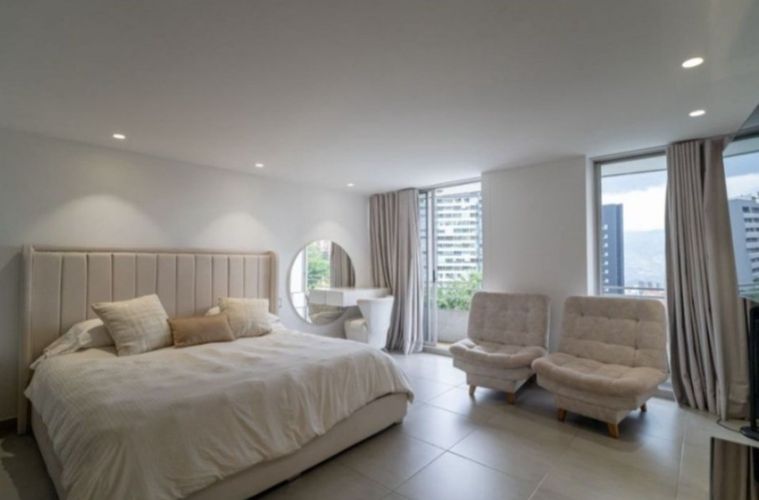 Apartamento de 2 alcobas en arriendo en El Tesoro, Medellín, 150 m² · foto 14 de 20
