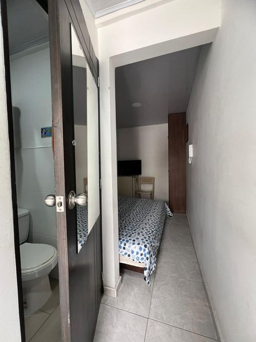 Apartamento de 2 alcobas en arriendo en El Tesoro, Medellín, 150 m² · foto 19 de 20