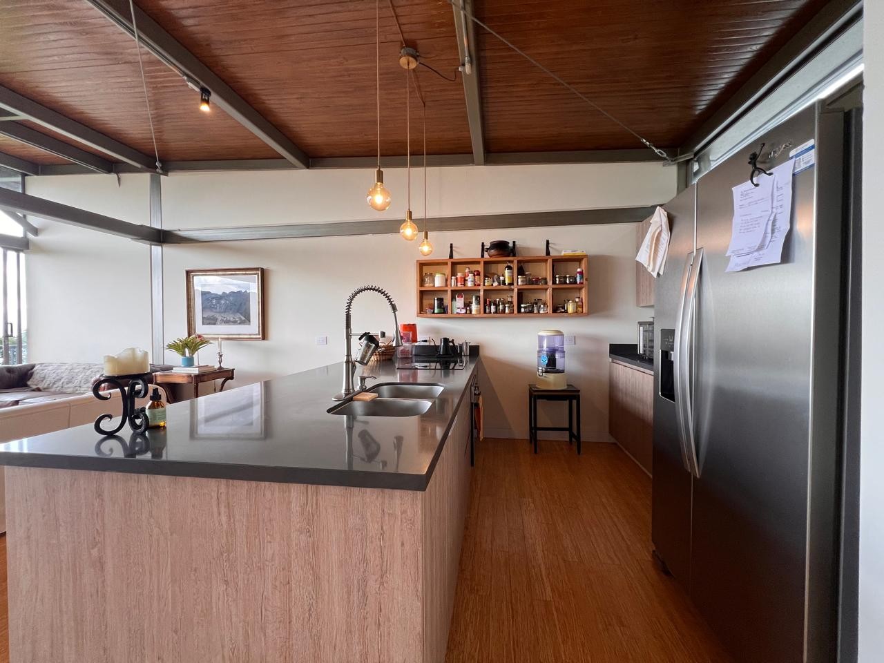 2BR House in Sajonia (220 m²) - 3