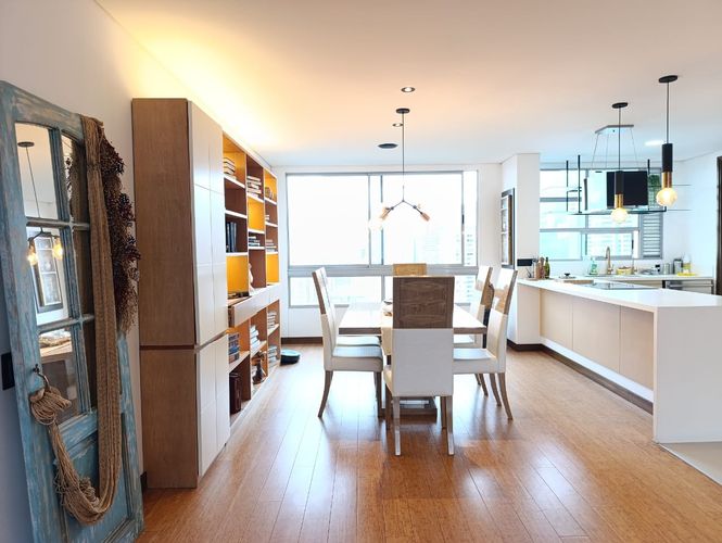 Apartamento de 3 alcobas en venta en El Poblado, Medellín, 199 m² · foto 5 de 18