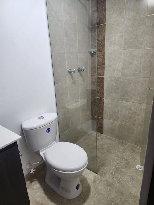 Apartamento de 3 alcobas en venta en Las Lomitas, Sabaneta, 119 m² · foto 5 de 18