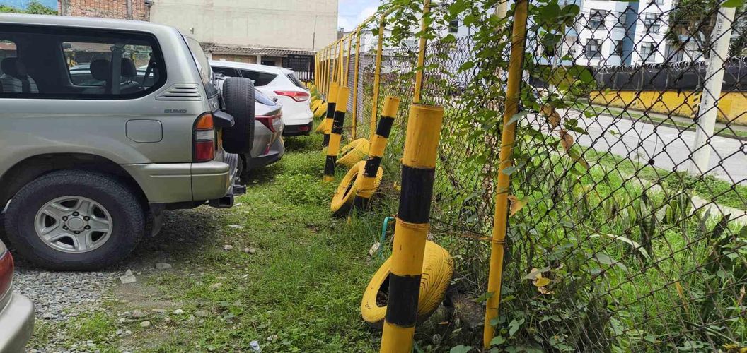 Lote en venta en Fundadores, Armenia · foto 3 de 15