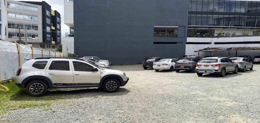 Lote en venta en Fundadores, Armenia · foto 8 de 15