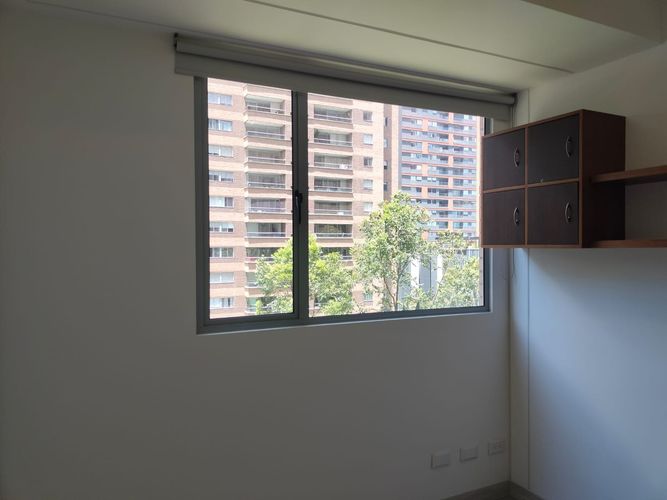Apartamento de 3 alcobas en venta en El Poblado, Medellín, 87 m² · foto 10 de 17
