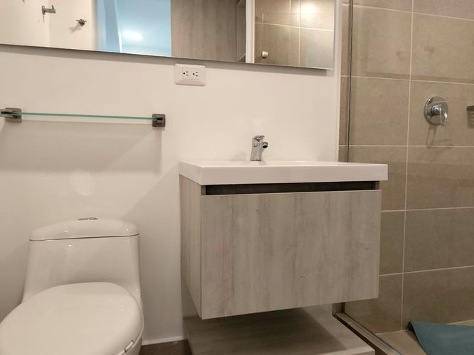 Apartamento de 3 alcobas en venta en El Poblado, Medellín, 87 m² · foto 16 de 17