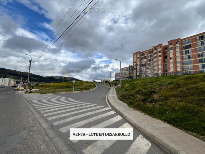 Lote en venta en Tunja, Tunja, 8152 m² · foto 2 de 24