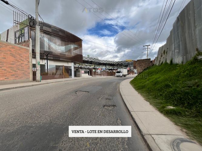 Lote en venta en Tunja, Tunja, 8152 m² · foto 3 de 24
