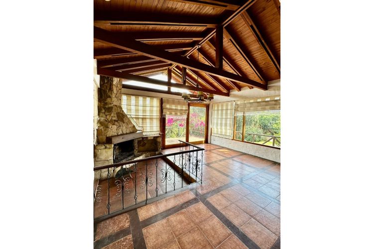 Casa de 3 alcobas en venta en Carrasquilla, Cota, 178 m² · foto 6 de 16