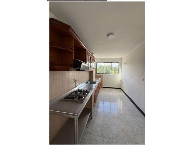 Apartamento de 3 alcobas en arriendo en Bolivariana, Medellín, 93 m² · foto 5 de 13