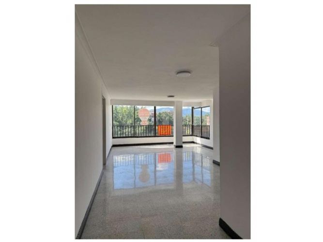 Apartamento de 3 alcobas en arriendo en Bolivariana, Medellín, 93 m² · foto 6 de 13