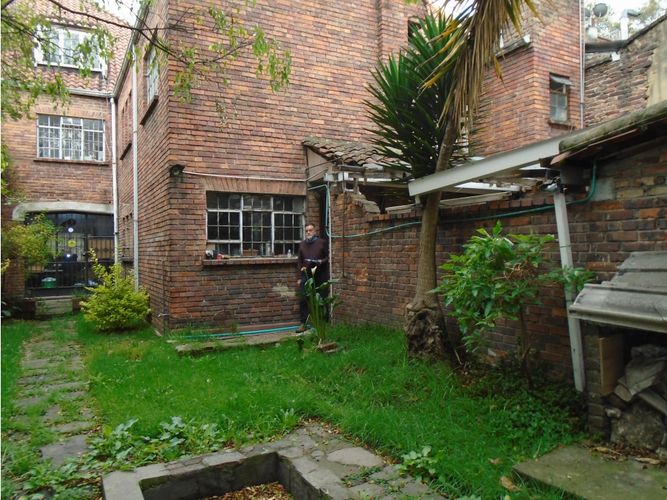 Casa de 5 alcobas en venta en Teusaquillo, Bogotá, 338 m² · foto 5 de 11