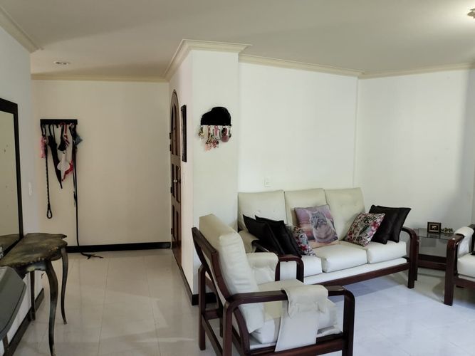 Apartamento de 3 alcobas en venta en El Poblado, Medellín, 100 m² · foto 7 de 19