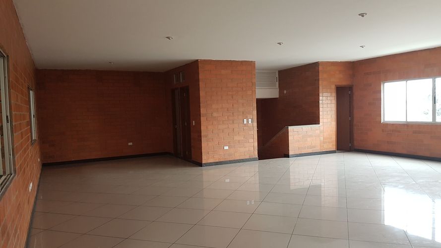 Bodega en arriendo en Zona Industrial, Yumbo, 585 m² · foto 9 de 16