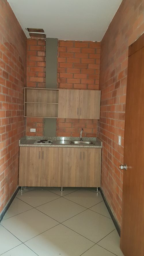 Bodega en arriendo en Zona Industrial, Yumbo, 585 m² · foto 15 de 16