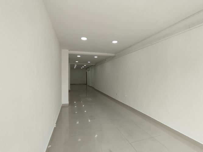 Local en arriendo en Camino Verde, Envigado, 65 m² · foto 3 de 10