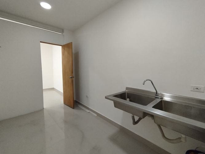 Local en arriendo en Camino Verde, Envigado, 65 m² · foto 6 de 10