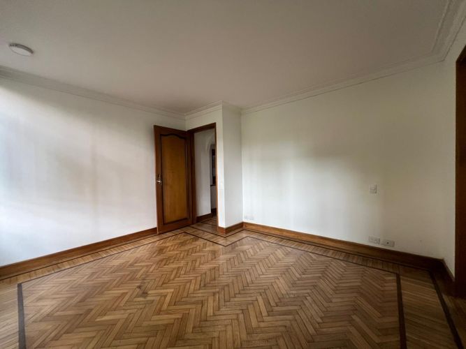 Apartamento de 3 alcobas en venta en El Poblado, Medellín, 126 m² · foto 7 de 17