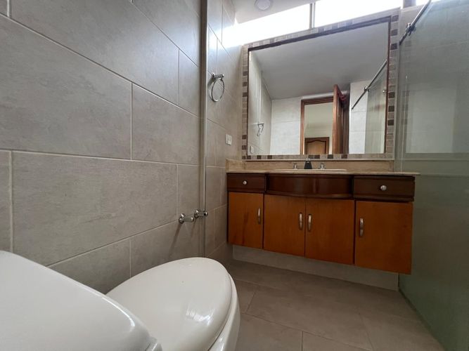 Apartamento de 3 alcobas en venta en El Poblado, Medellín, 126 m² · foto 17 de 17