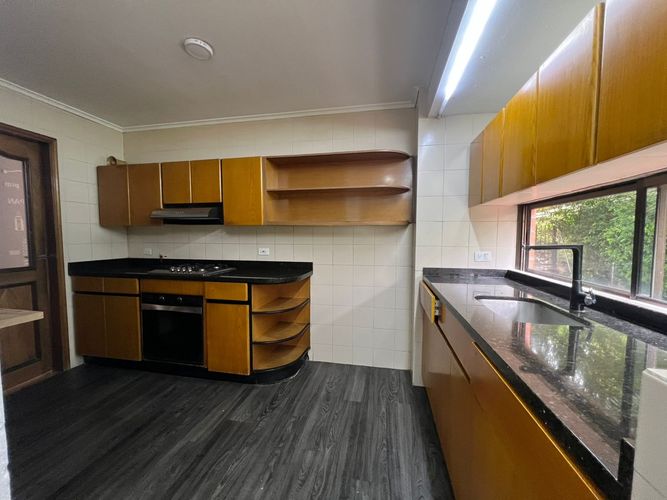 Apartamento de 3 alcobas en venta en El Poblado, Medellín, 126 m² · foto 10 de 17