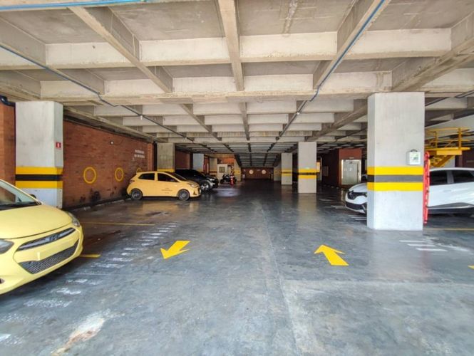 Local en arriendo en Boston, Medellín, 700 m² · foto 4 de 8