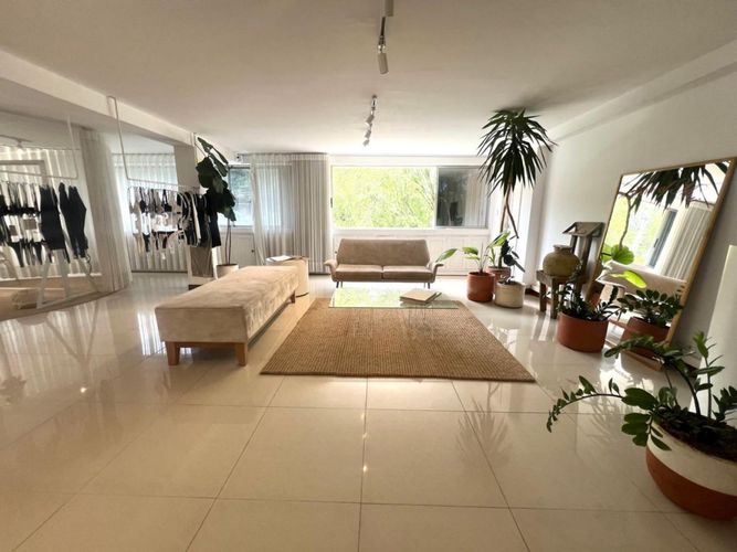 Oficina en venta en Manila, Medellín, 118 m² · foto 3 de 13