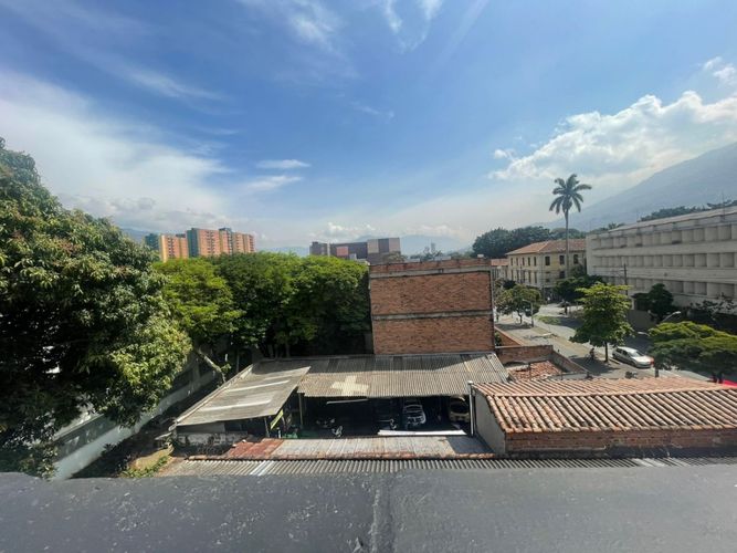 Bodega en venta en Jesús Nazareno, Medellín, 194 m² · foto 8 de 11