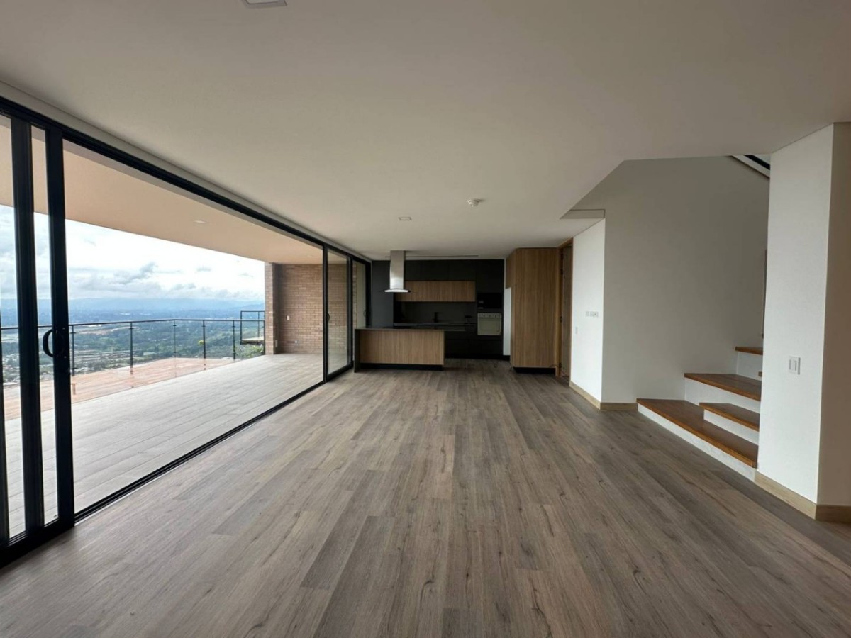 3BR House in Sajonia (328 m²) - 2