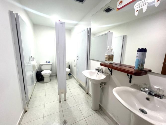 Local en venta en La Candelaria, Medellín, 75 m² · foto 11 de 17