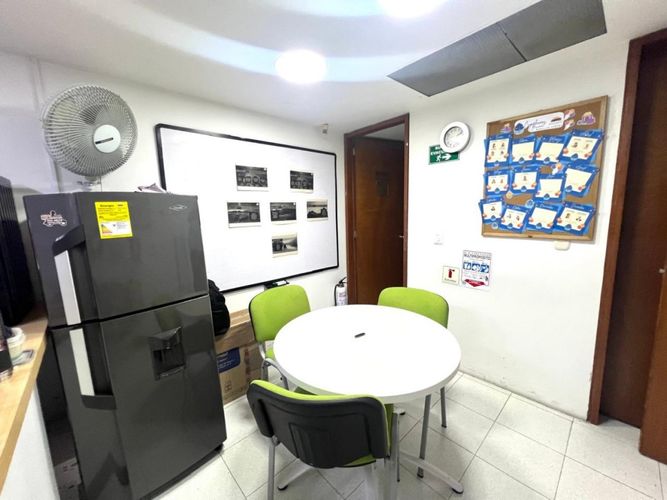 Local en venta en La Candelaria, Medellín, 75 m² · foto 14 de 17