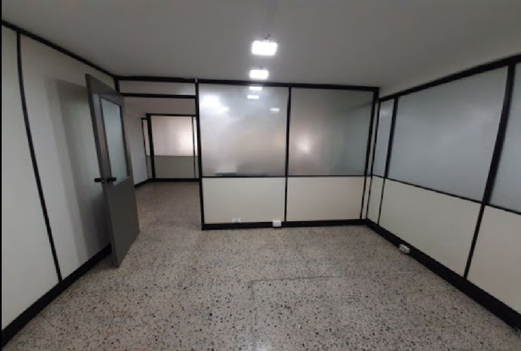 Oficina en venta en Manila, Medellín, 119 m² · foto 4 de 15