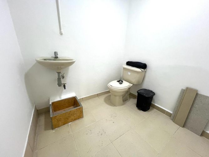 Local en venta en Los Balsos, Medellín, 56 m² · foto 6 de 14
