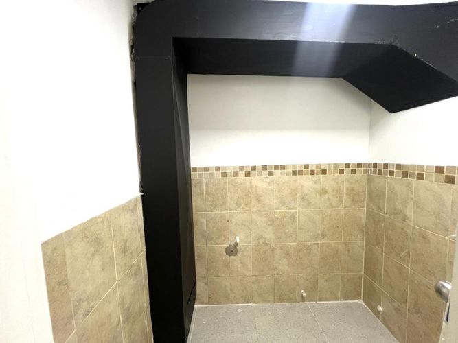 Local en venta en Los Balsos, Medellín, 56 m² · foto 7 de 14
