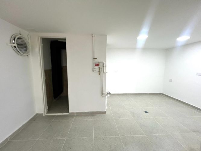 Local en venta en Los Balsos, Medellín, 56 m² · foto 10 de 14