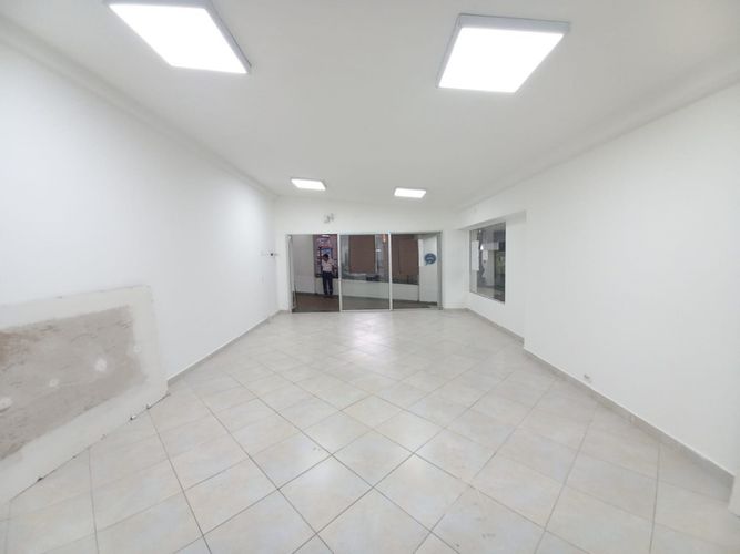 Local en arriendo en La Candelaria, Medellín, 45 m² · foto 3 de 6