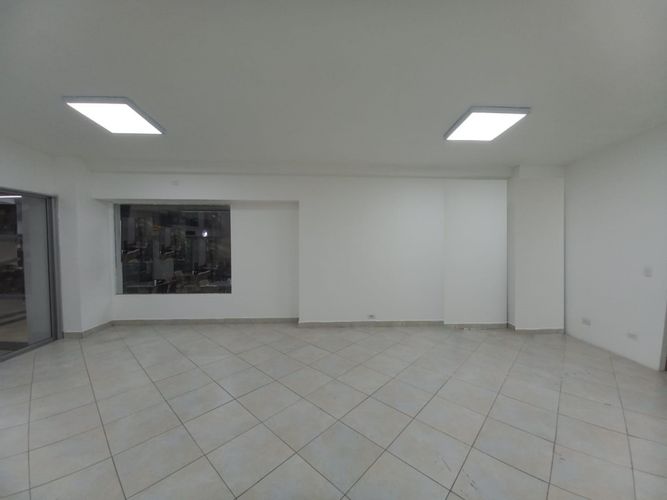 Local en arriendo en La Candelaria, Medellín, 45 m² · foto 5 de 6