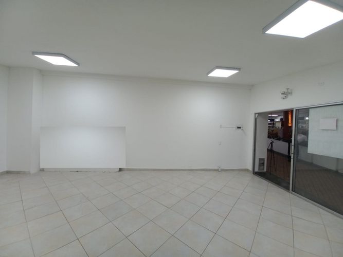 Local en arriendo en La Candelaria, Medellín, 45 m² · foto 6 de 6