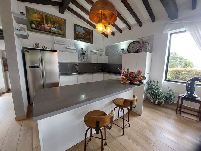 Casa de 4 alcobas en venta en El Retiro, 430 m² · foto 5 de 24