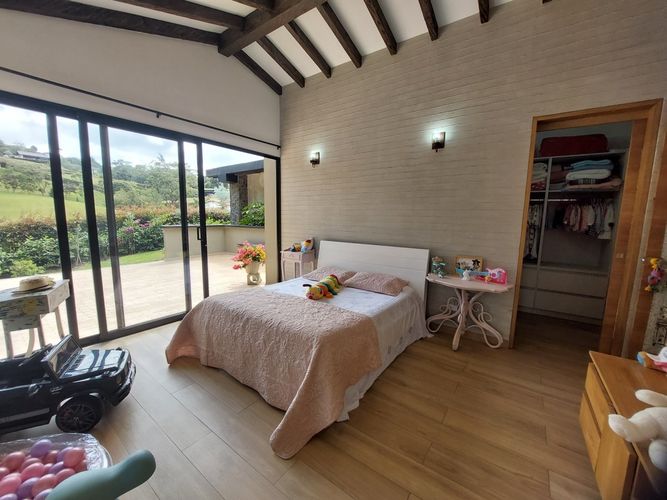 Casa de 4 alcobas en venta en El Retiro, 430 m² · foto 19 de 24