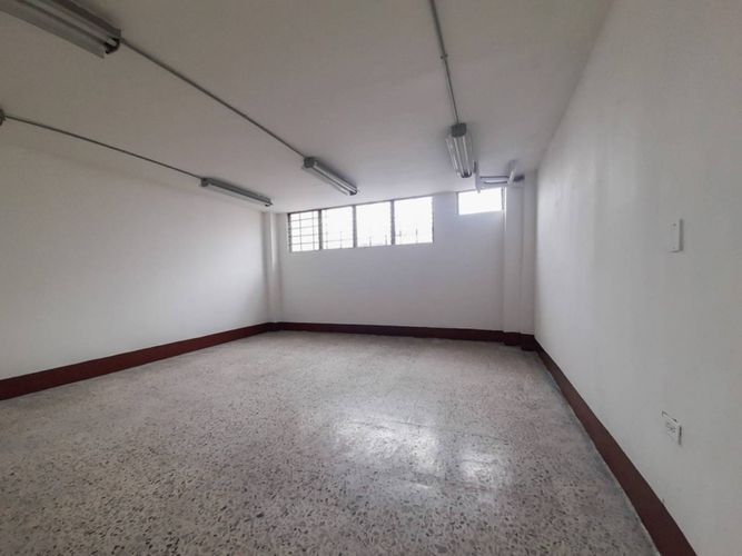 Local en arriendo en Mesa, Envigado, 900 m² · foto 9 de 24