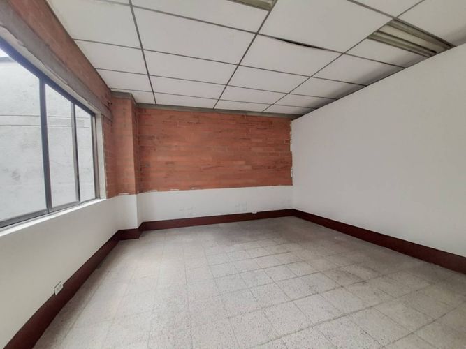Local en arriendo en Mesa, Envigado, 900 m² · foto 12 de 24